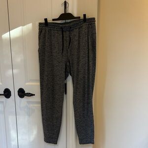 LuluLemon Men’s Soft Jogger *Regular 32”